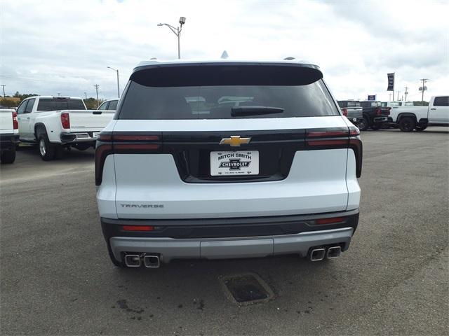 new 2026 Chevrolet Traverse car, priced at $46,380