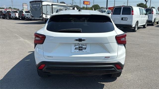 used 2024 Chevrolet Trax car, priced at $25,993