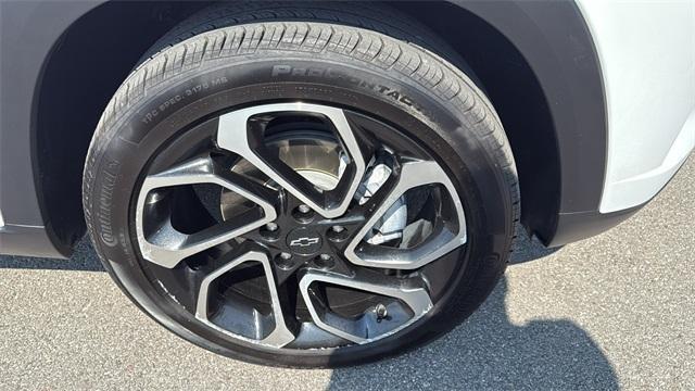 used 2024 Chevrolet Trax car, priced at $25,993