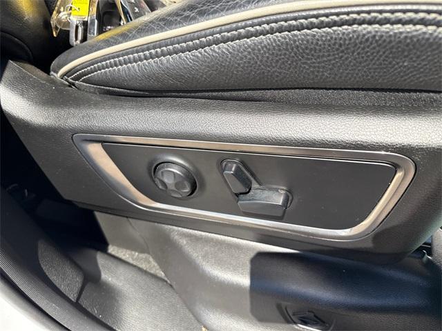 used 2021 Ram 1500 car, priced at $36,194