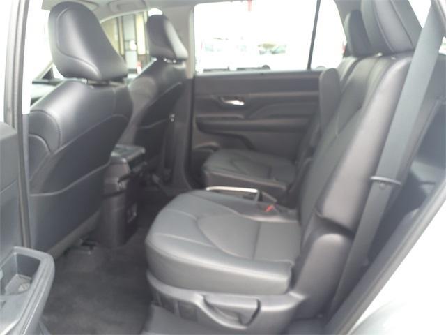 used 2025 Toyota Grand Highlander car, priced at $49,993