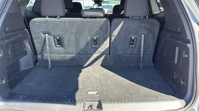 used 2025 GMC Acadia car, priced at $36,993