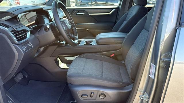 used 2025 GMC Acadia car, priced at $36,993