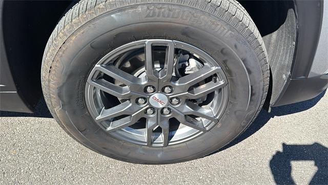 used 2025 GMC Acadia car, priced at $36,993