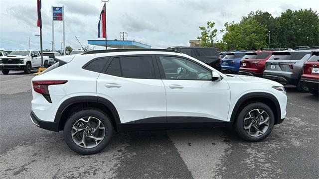 new 2025 Chevrolet Trax car, priced at $25,775