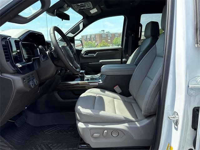 new 2025 Chevrolet Silverado 1500 car, priced at $61,198