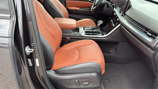 used 2022 Kia Carnival car, priced at $35,400