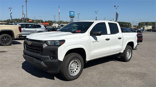 used 2024 Chevrolet Colorado car, priced at $30,993