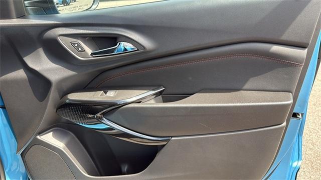 new 2025 Chevrolet Trax car, priced at $28,285