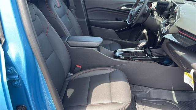 new 2025 Chevrolet Trax car, priced at $28,285
