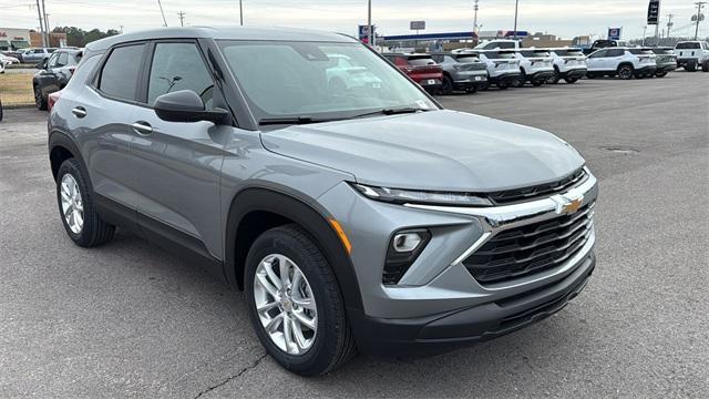 new 2026 Chevrolet TrailBlazer car, priced at $26,198