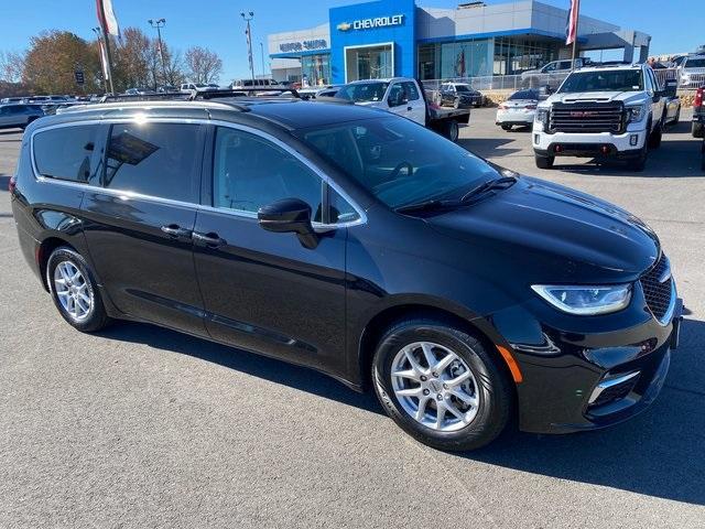 used 2022 Chrysler Pacifica car, priced at $23,993