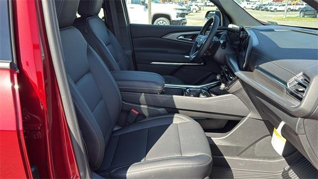 new 2026 Chevrolet Traverse car, priced at $44,655