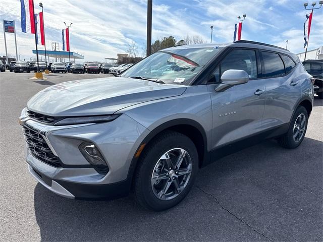 new 2025 Chevrolet Blazer car, priced at $35,581