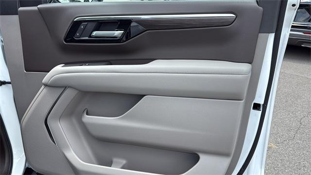 new 2025 Chevrolet Tahoe car, priced at $61,471