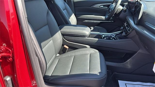 new 2026 Chevrolet Traverse car, priced at $44,655
