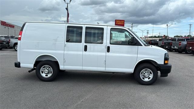new 2025 Chevrolet Express 2500 car, priced at $42,413