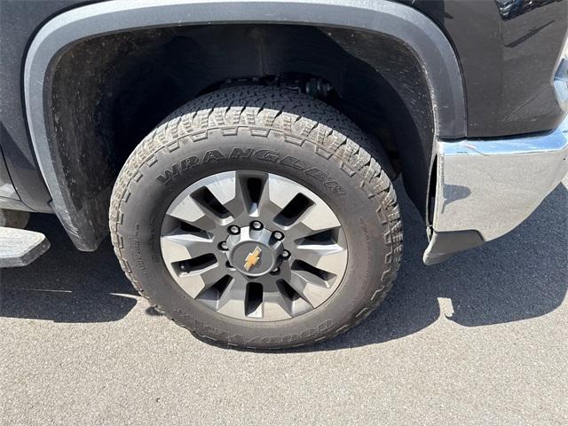 used 2024 Chevrolet Silverado 2500 car, priced at $44,993