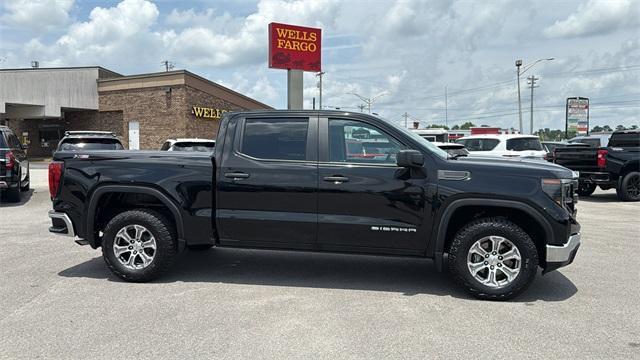 used 2024 Chevrolet Silverado 2500 car, priced at $44,993