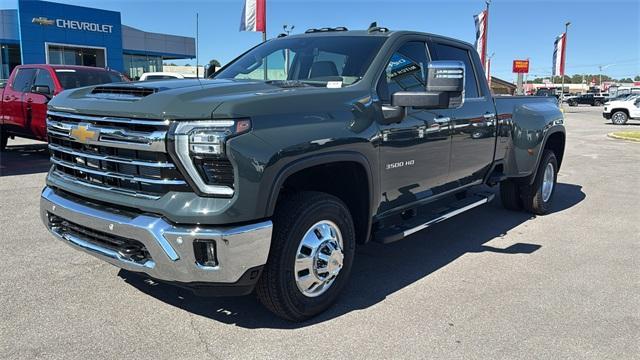 new 2026 Chevrolet Silverado 3500 car, priced at $80,425