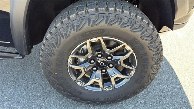 used 2025 Chevrolet Colorado car, priced at $50,993