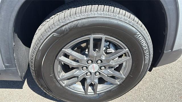 used 2025 GMC Acadia car, priced at $36,993