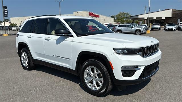 used 2023 Jeep Grand Cherokee car, priced at $30,999