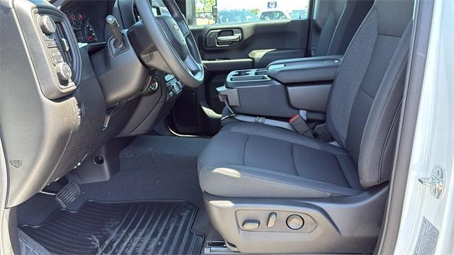 new 2025 Chevrolet Silverado 2500 car, priced at $56,055