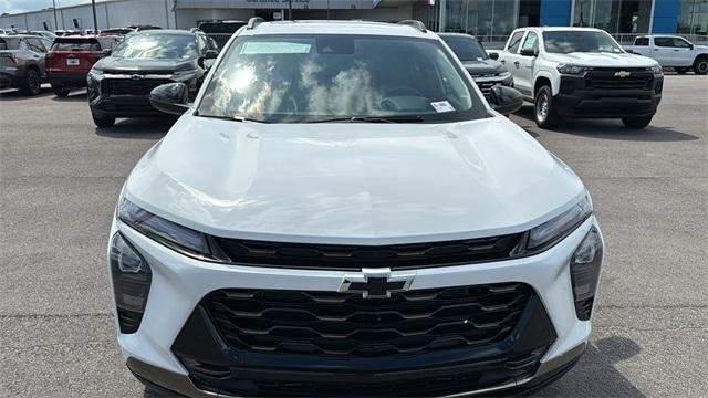 new 2025 Chevrolet Trax car, priced at $27,585
