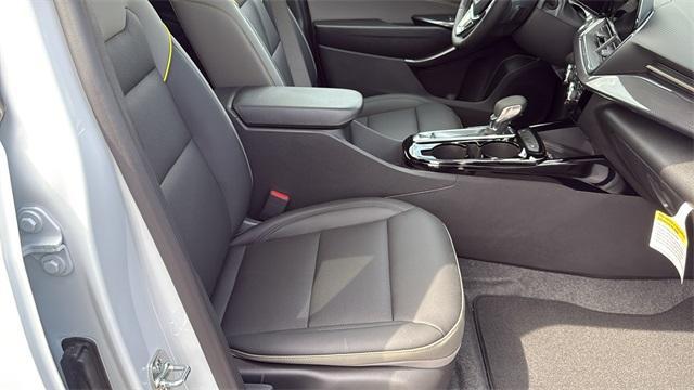 new 2025 Chevrolet Trax car, priced at $27,585