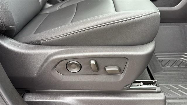 new 2025 Chevrolet Silverado 2500 car, priced at $68,882