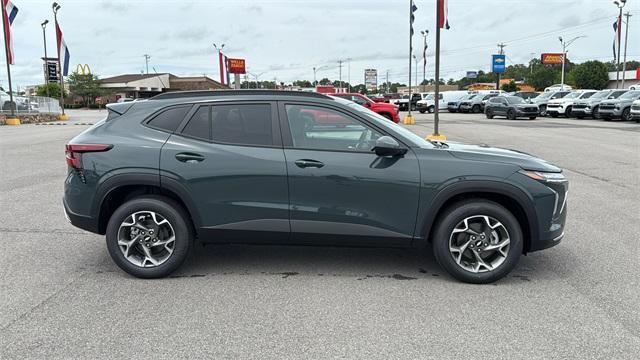 new 2025 Chevrolet Trax car, priced at $25,775