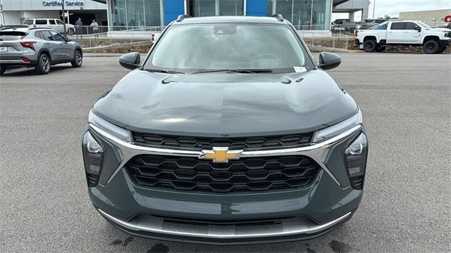 new 2025 Chevrolet Trax car, priced at $25,775