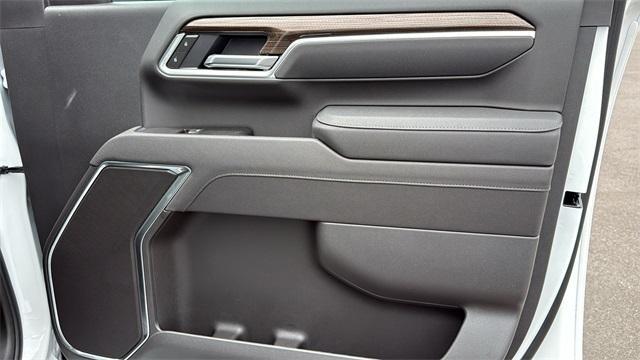 new 2025 Chevrolet Silverado 2500 car, priced at $60,983