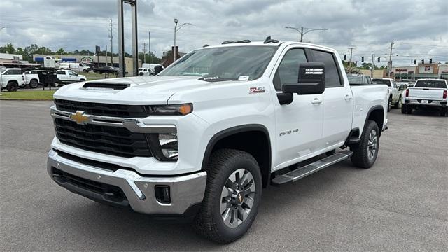 new 2025 Chevrolet Silverado 2500 car, priced at $60,983