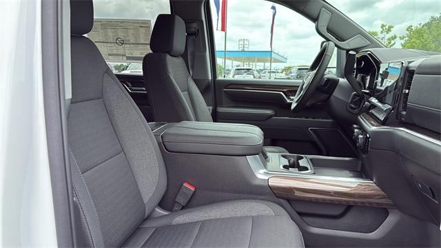 new 2025 Chevrolet Silverado 2500 car, priced at $60,983