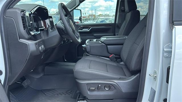 new 2025 Chevrolet Silverado 2500 car, priced at $61,385
