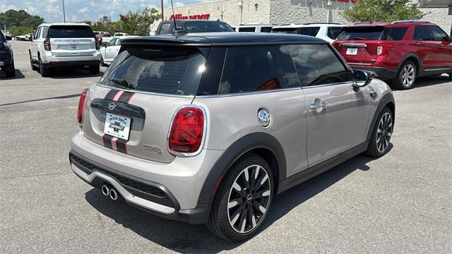used 2024 MINI Hardtop car, priced at $29,993