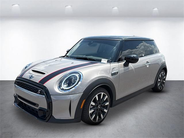 used 2024 MINI Hardtop car, priced at $29,993