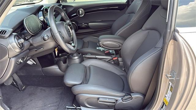 used 2024 MINI Hardtop car, priced at $29,993