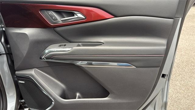 new 2026 Chevrolet Traverse car, priced at $58,069