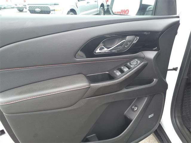 used 2023 Chevrolet Traverse car, priced at $34,993