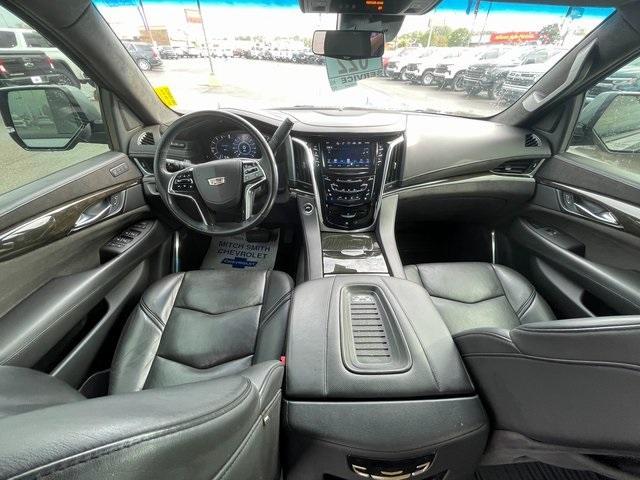 used 2020 Cadillac Escalade car, priced at $46,993