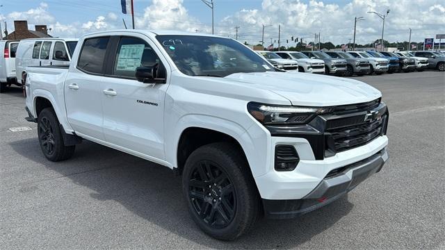 new 2025 Chevrolet Colorado car, priced at $46,132