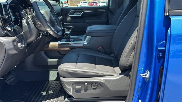 new 2025 Chevrolet Silverado 1500 car, priced at $56,601