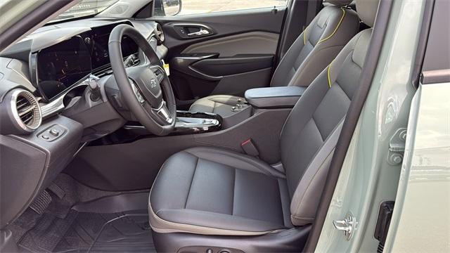new 2025 Chevrolet Trax car, priced at $26,980