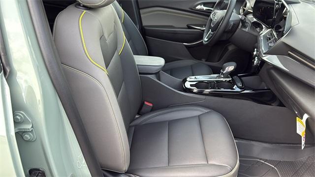 new 2025 Chevrolet Trax car, priced at $26,980