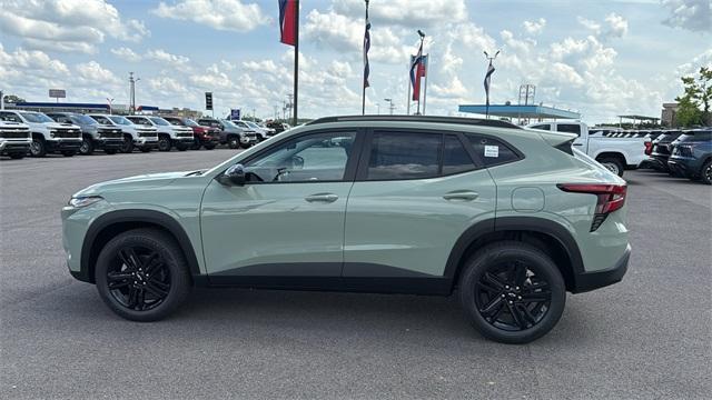 new 2025 Chevrolet Trax car, priced at $26,980