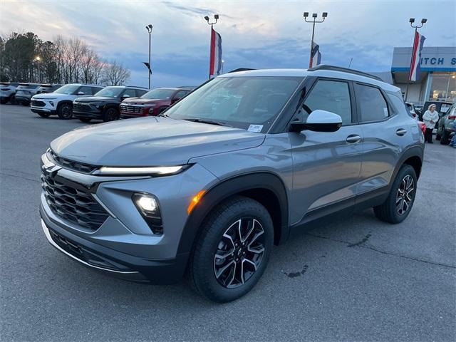 new 2025 Chevrolet TrailBlazer car, priced at $28,745