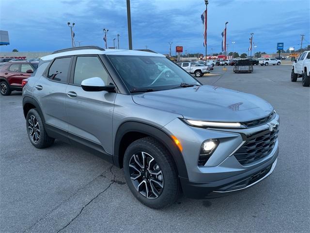 new 2025 Chevrolet TrailBlazer car, priced at $29,745